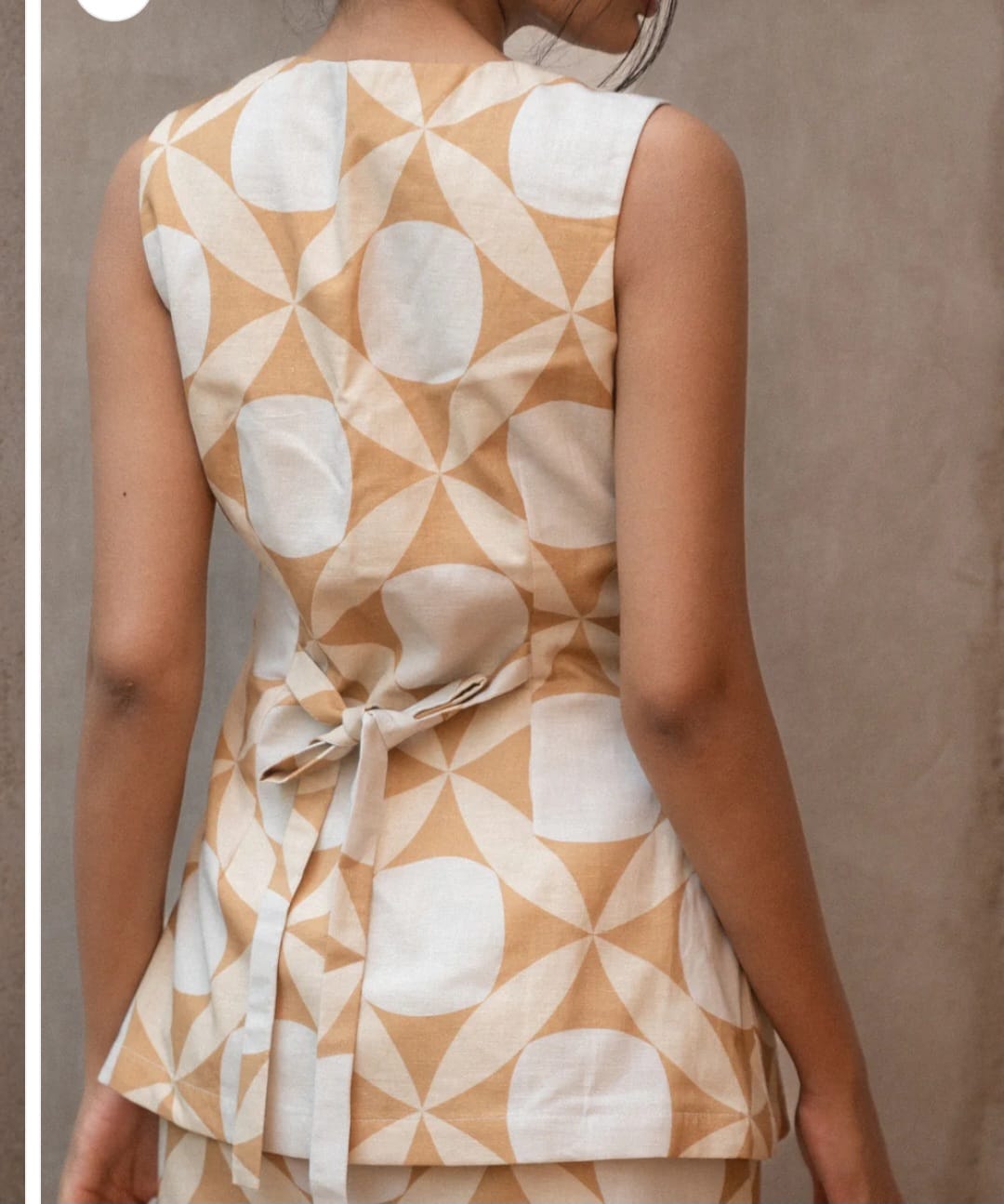 Kum-Kum Deep Back Short Kurti